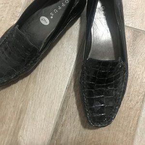 Imported OPPUS Black Alligator look Driving Shoe  Size EU 39 or US 8.5